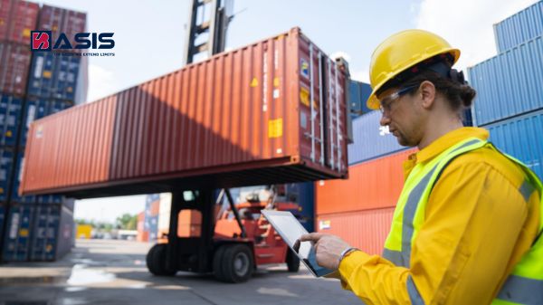 Bài Học Từ Thực Tế — Từ Hàng Bị Giữ Cảng Đến Xuất Khẩu Ổn Định